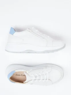 – Komfort-Sneaker aus Kalbleder Offwhite*Finn Comfort