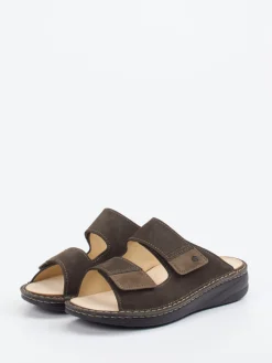 – Pantolette aus Nubukleder Dunkel*Finn Comfort Sale