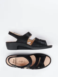 – Sandalen aus geprägtem Leder*Finn Comfort Discount