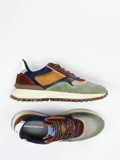 – Retro-Sneaker aus Veloursleder*Floris van Bommel Hot