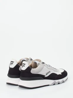 – Sneaker aus Kalbleder hellgrau*Floris van Bommel New