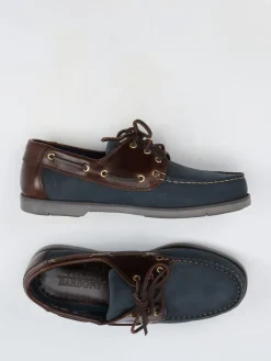 – Bootsschuh aus Fettleder und Nubukleder*Franco Barsony