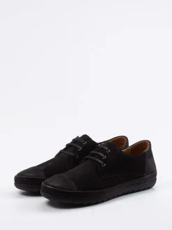 – Schnürschuh aus Veloursleder*Franz Gustav Hot