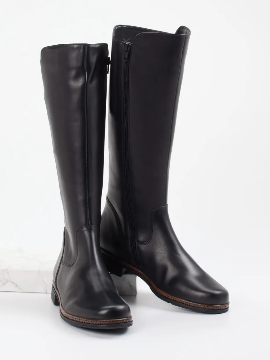 – Kniehohe Stiefel aus Kalbleder*Gabor Sale