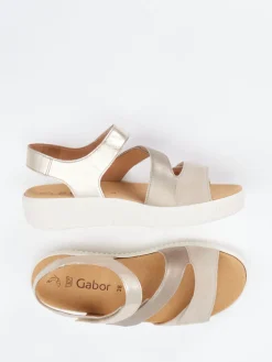 Damen Gabor – Komfortsandalen aus Metallicleder Champagner