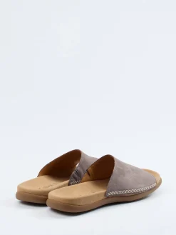 – Pantolette aus Nubukleder in Taupegrau*Gabor Best