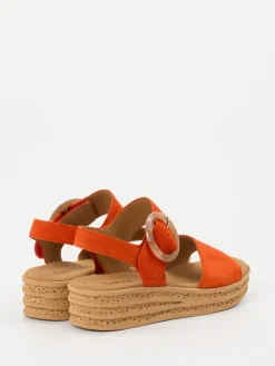 – Plateausandale aus Veloursleder*Gabor Best