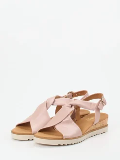 Damen Gabor Comfort – Keilsandaletten aus Metallicleder altrosa