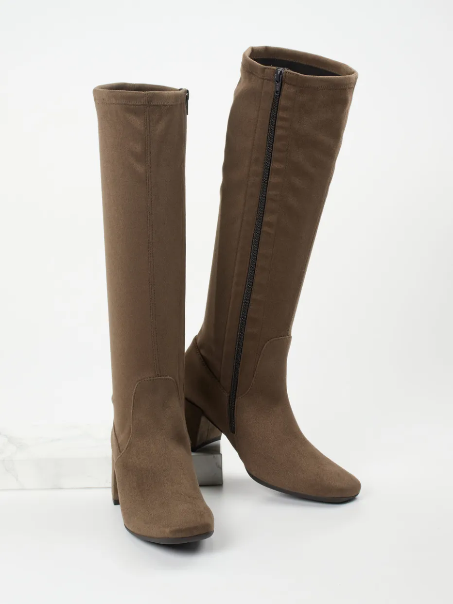 – Kniestiefel aus Stretchvelours*Gabor Comfort Best