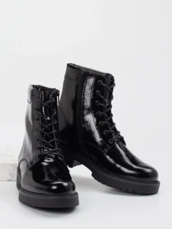 – Schnürboots aus Lackleder*Gabor Comfort Outlet