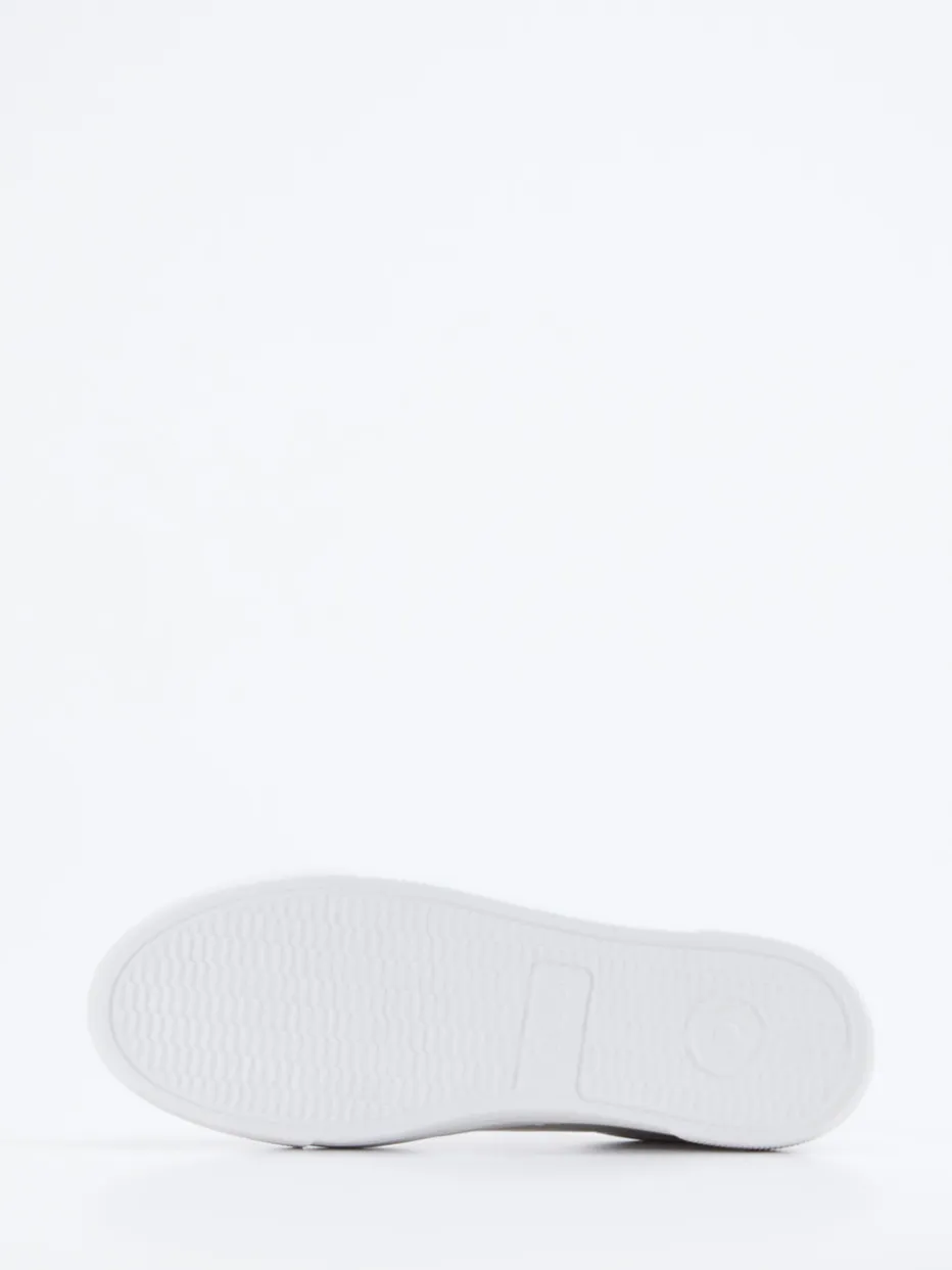 Damen Gabor Comfort – Sneaker aus Metallicleder silberfarben