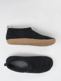 – Hüttenschuhe aus Wollfilz Anthrazit*Giesswein Online