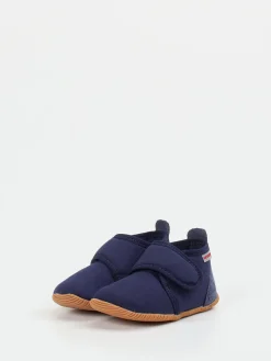 Kinder Giesswein – Kinderhausschuh aus Textil dunkel