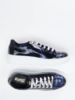 – Sneaker aus geprägtem Lackleder*Harris Hot