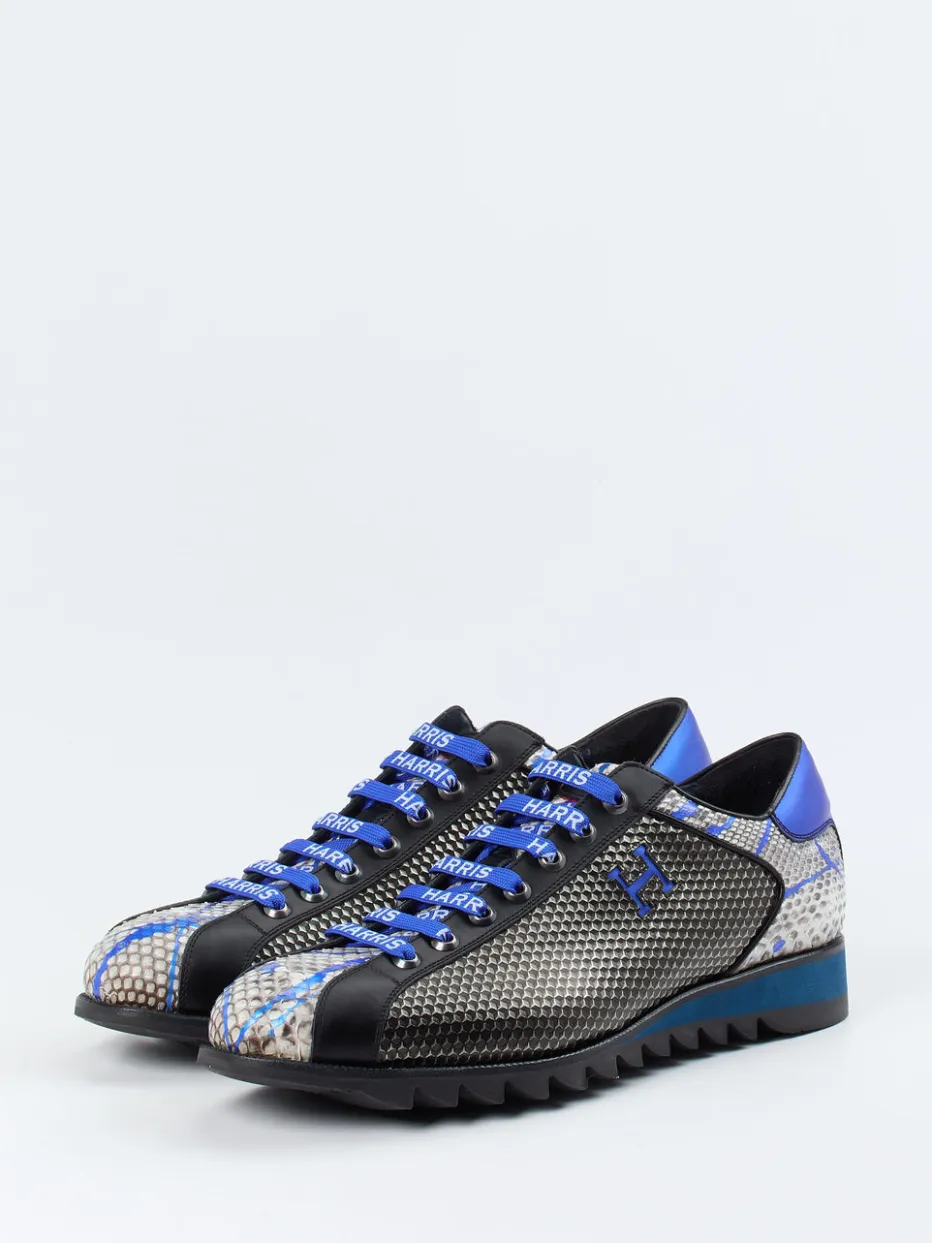 – Sneaker aus geprägtem Leder mit Schlangenmuster*Harris Sale