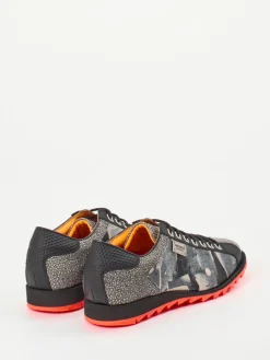 – Sneaker aus geprägtem Leder in*Harris Best