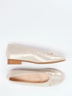 – Ballerinas aus Metallicleder champagner-*Hassia Discount