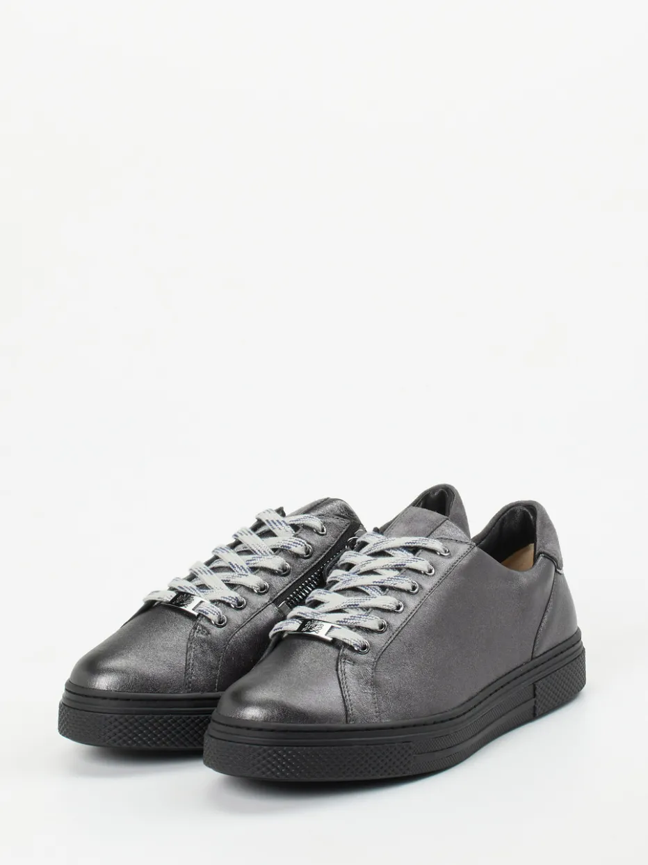 – Sneaker aus Metallicleder in Anthrazit*Hassia Best