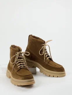 – Schnürboots aus Veloursleder cognac*Henderson New