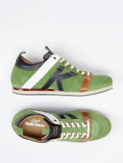 – Retro-Sneaker aus Veloursleder*Kamo Gutsu