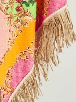 – Poncho*Katherina Loretta