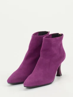 – Ankle Boots aus Veloursleder Violett*Konstantin Starke