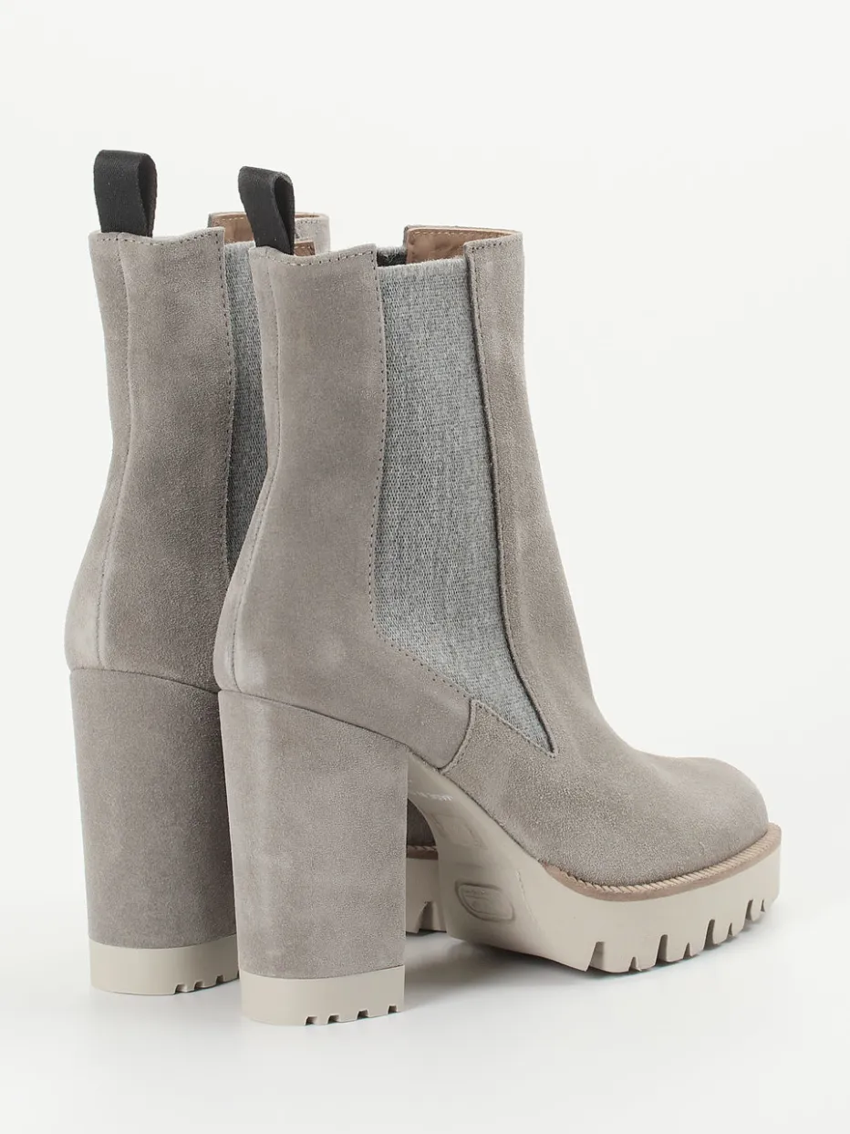 – Chelsea Boots aus Veloursleder*Konstantin Starke Best