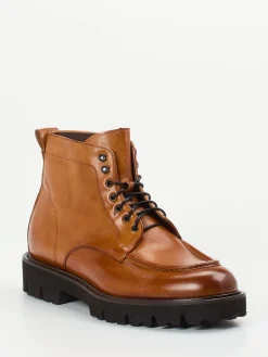 – Derby-Boots aus Büffelleder cognac*Konstantin Starke