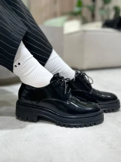 Damen Konstantin Starke – Derby-Schnürschuh aus Lackleder