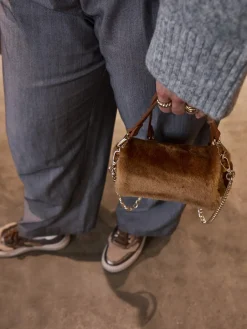 – Handtasche aus Fell Karamell*Konstantin Starke New