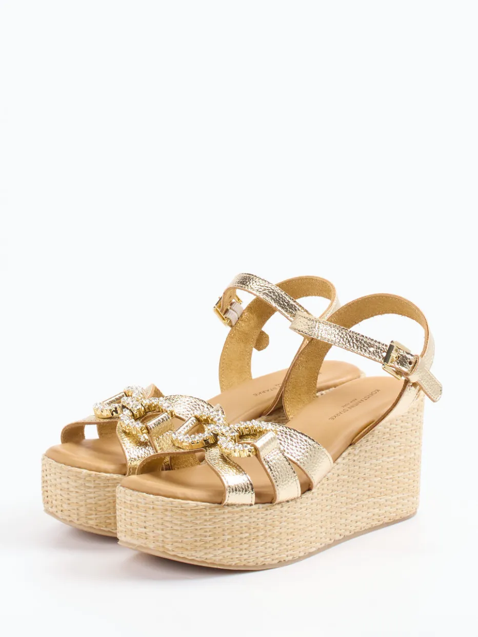 Damen Konstantin Starke – Keilsandale aus Metallicleder