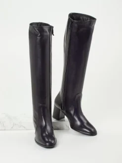 Damen Konstantin Starke – Kniehohe Stiefel aus Lammleder Schwarz