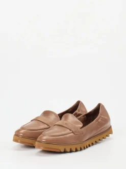 – Loafer aus Lammleder mittelbraun*Konstantin Starke