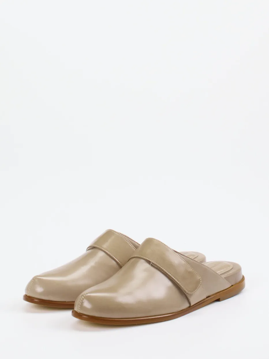 – Mules aus Lammleder in Beigegrau*Konstantin Starke Discount