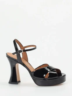 Damen Konstantin Starke – Plateau-Sandalette aus Lackleder