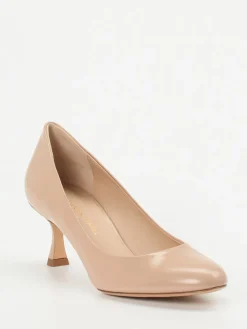– Pumps aus Hochglanzleder in Nude*Konstantin Starke New