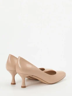 – Pumps aus Hochglanzleder in Nude*Konstantin Starke New