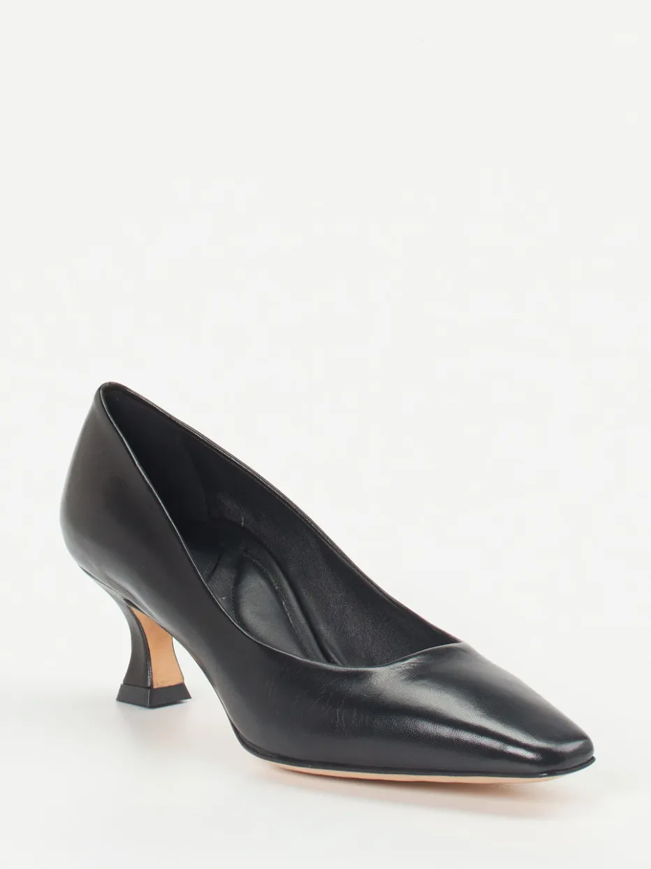 – Pumps aus Lammleder*Konstantin Starke Hot