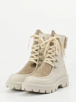 – Schnürboots aus Lammleder Creme*Konstantin Starke