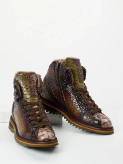 – Schnürboots aus geprägtem Leder*Konstantin Starke