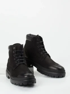 – Schnürboots aus Nubukleder*Konstantin Starke New