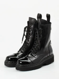 – Schnürboots aus Lammleder*Konstantin Starke Online