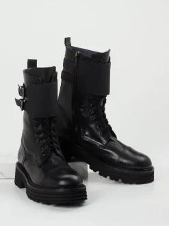 – Schnürboots aus Känguruleder*Konstantin Starke Discount