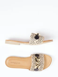 – Slides aus Bast und Kalbleder*Konstantin Starke