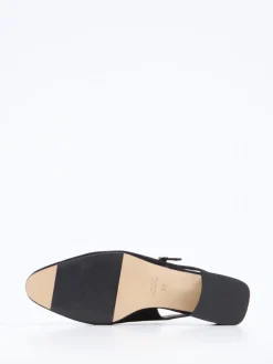 – Slingback-Pumps aus Veloursleder*Konstantin Starke