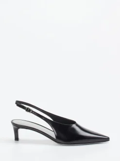 – Slingpumps aus Hochglanzleder*Konstantin Starke Online