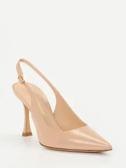 – Slingpumps aus Hochglanzleder*Konstantin Starke New