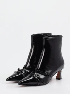 – Stiefelette aus Lackleder*Konstantin Starke Sale