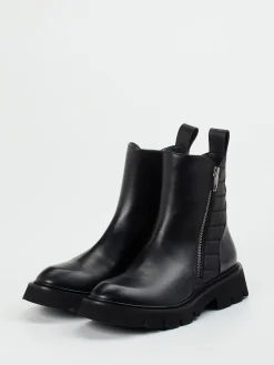 – Stiefelette aus Kalbleder*Konstantin Starke