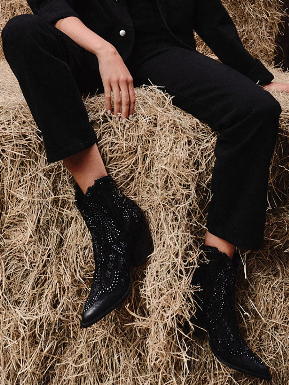 – Western-Stiefeletten aus Veloursleder*Konstantin Starke New